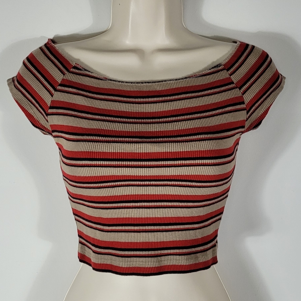 Brandy Melville Fitted Red and White Ribbed Crop Top